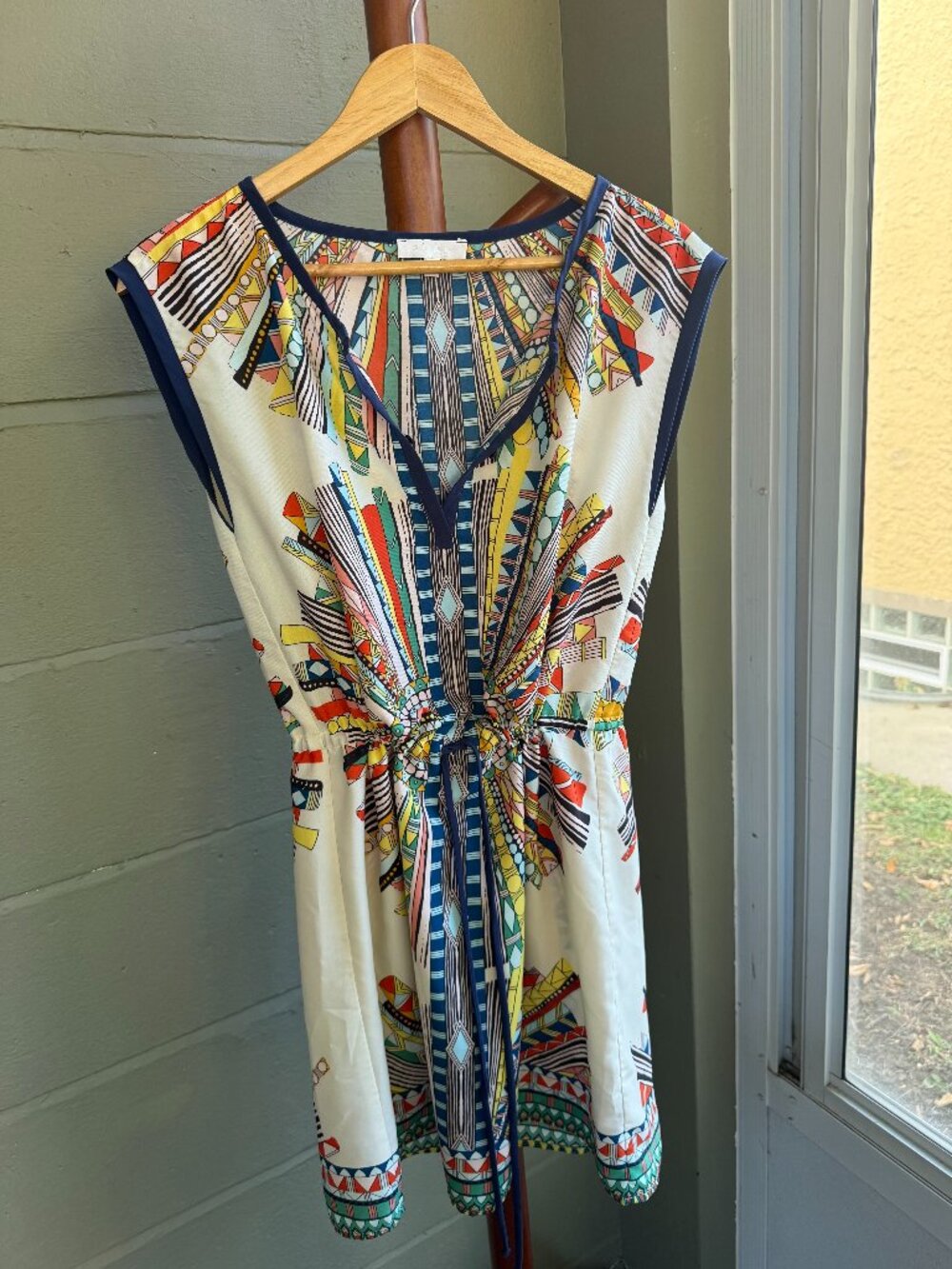 GLAM Geometric Print Sleeveless Shift Dress Drawstring Waist Split Neck